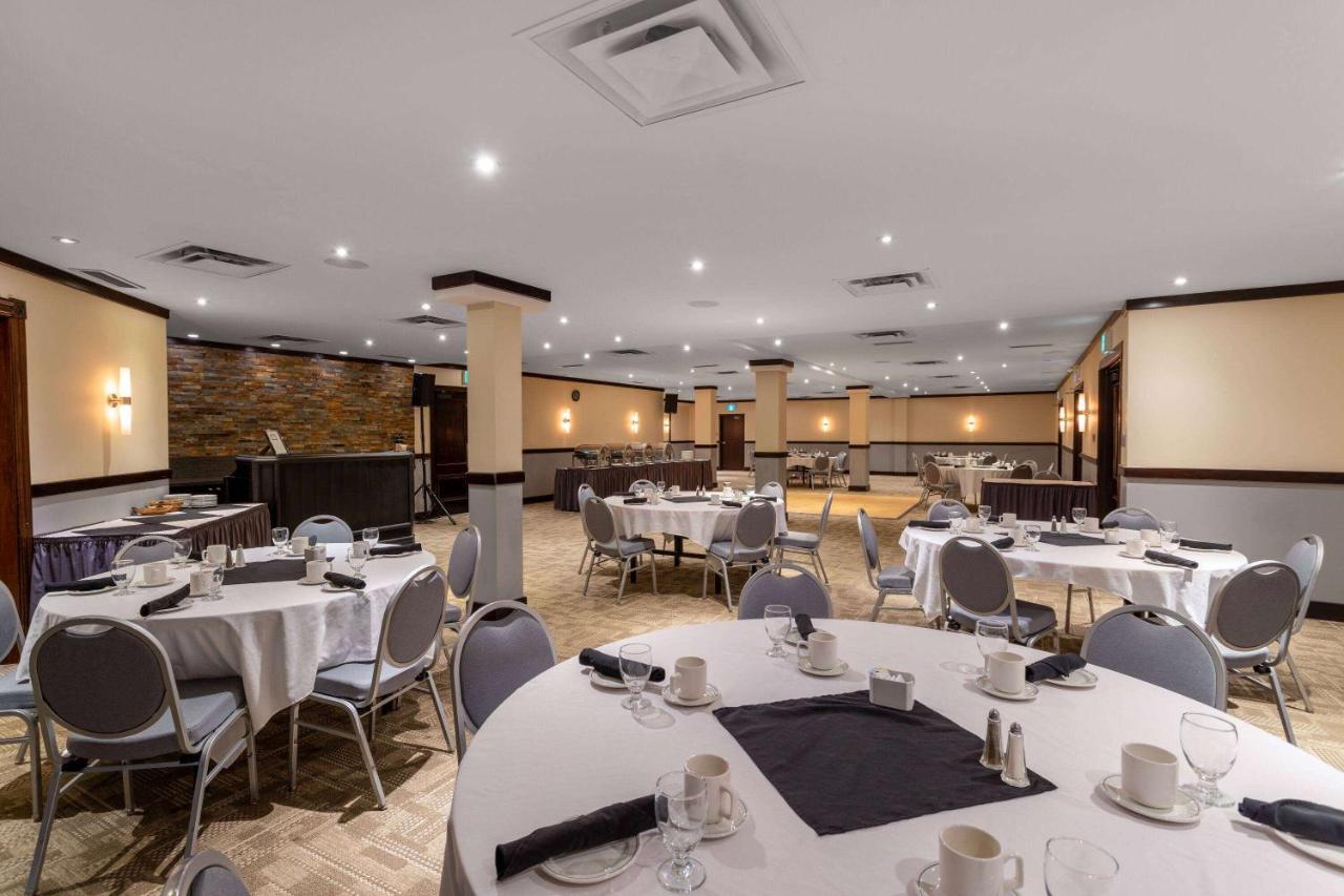 Ramada By Wyndham Northern Grand Hotel & Conference Centre Fort St. John Bagian luar foto