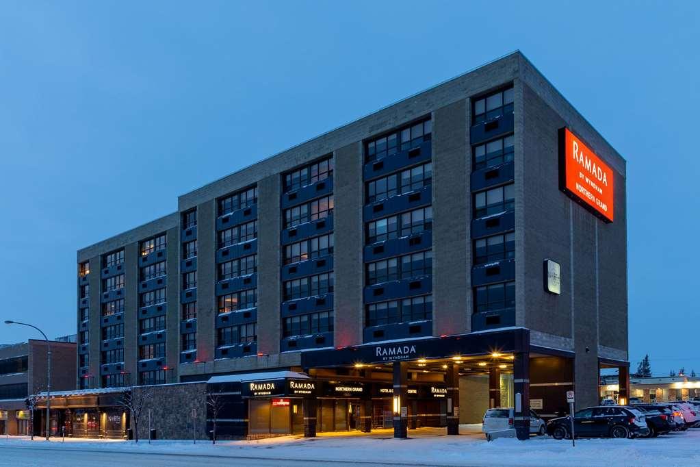 Ramada By Wyndham Northern Grand Hotel & Conference Centre Fort St. John Bagian luar foto